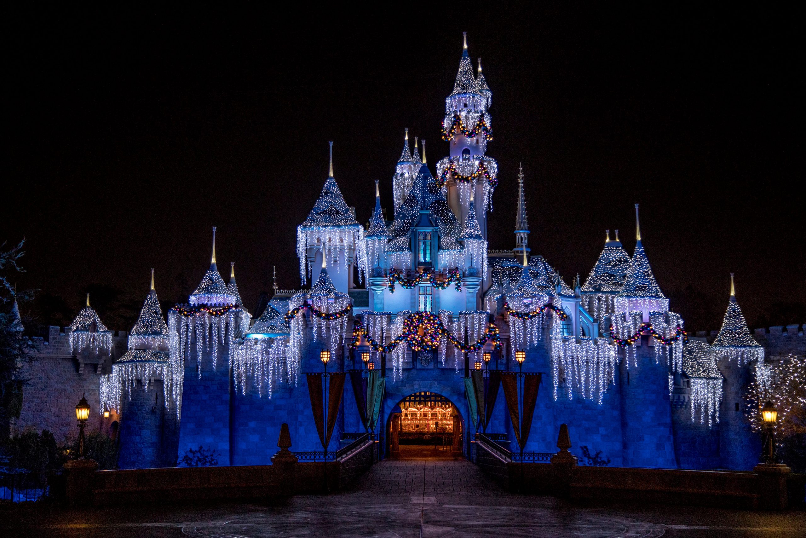 Holidays return to Disneyland Resort on Nov. 10